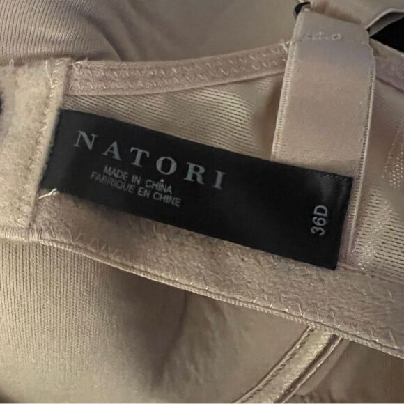 Natori Reflex Full Fit Memory Foam bra cafe Beige Cushioned Straps Like New 36D - Picture 3 of 3